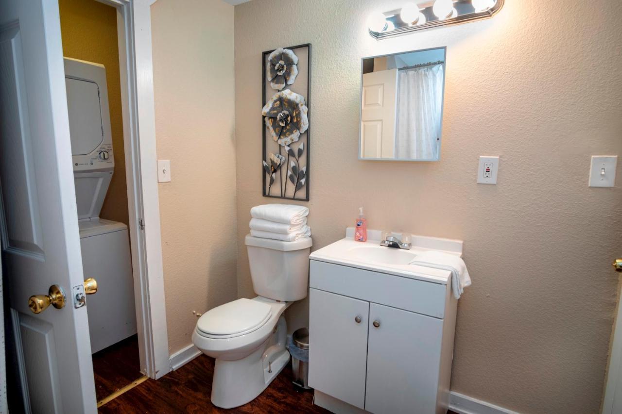 סן אנטוניו Cozy Downtown Guest House 2Br/1Ba Sleeps 8 מראה חיצוני תמונה