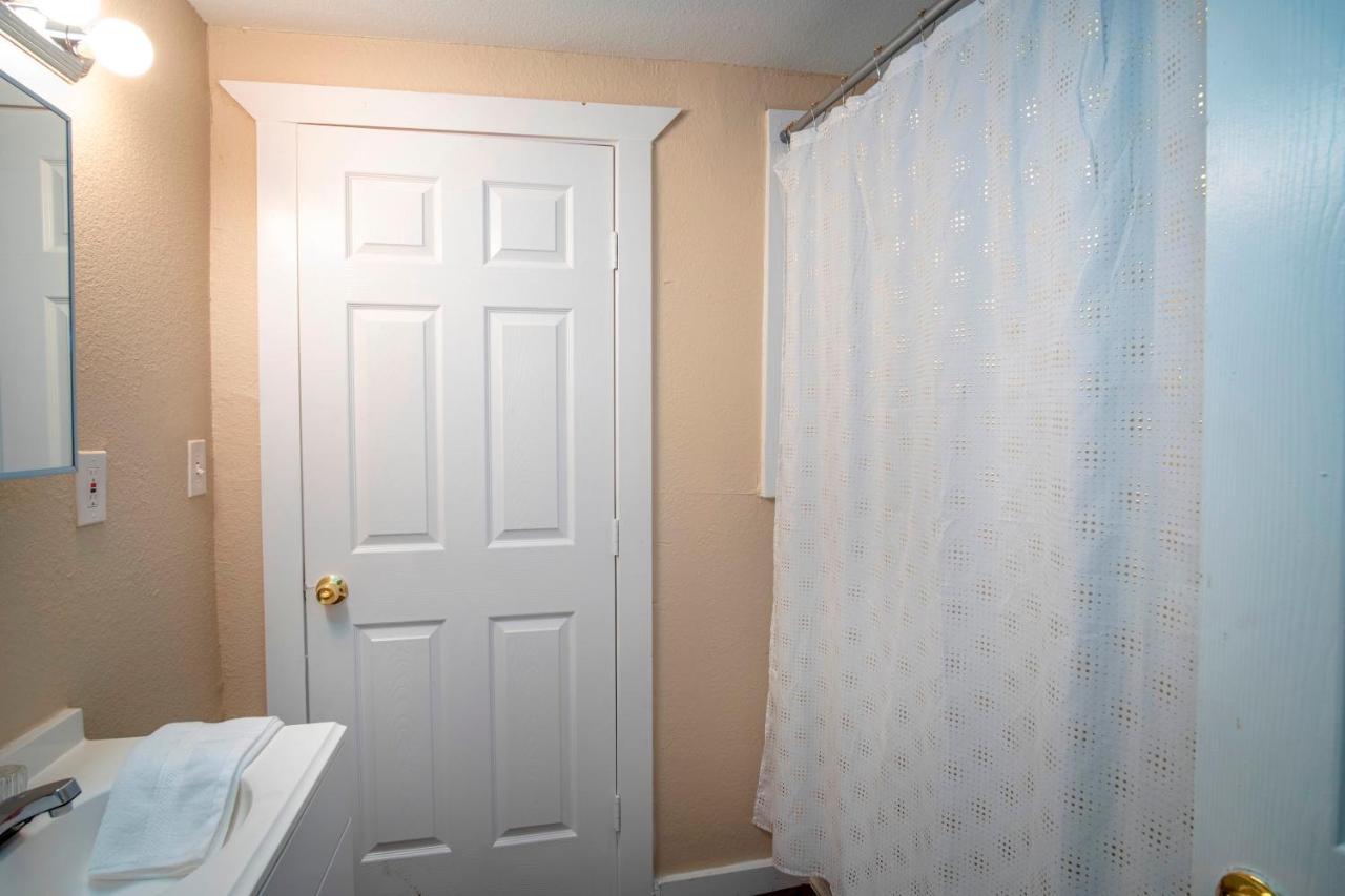 סן אנטוניו Cozy Downtown Guest House 2Br/1Ba Sleeps 8 מראה חיצוני תמונה