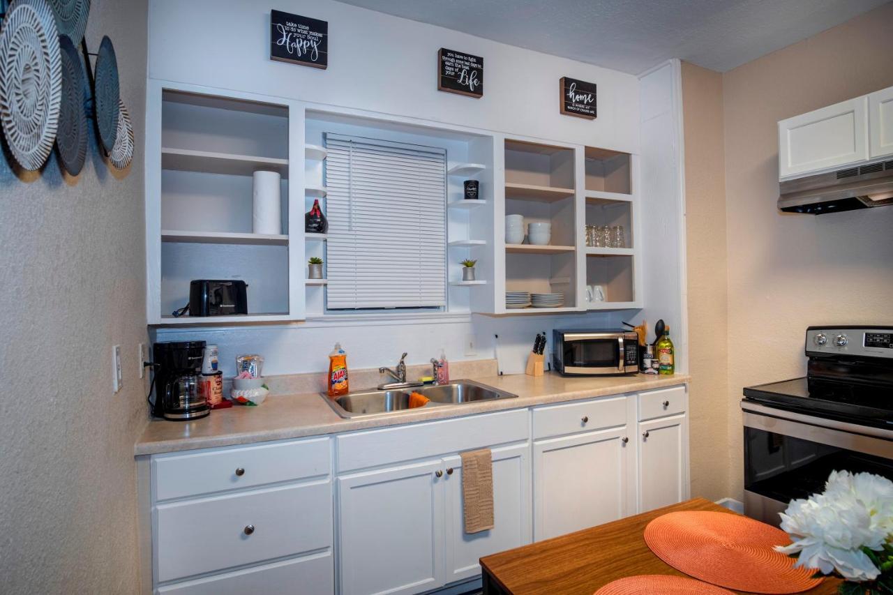 סן אנטוניו Cozy Downtown Guest House 2Br/1Ba Sleeps 8 מראה חיצוני תמונה
